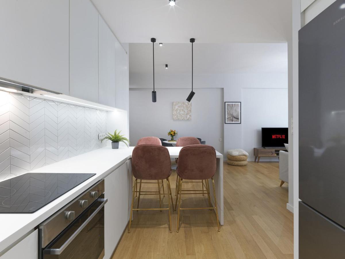 אתונה Fresh, New & Ready For You! Rnvtd Apt In Koukaki! מראה חיצוני תמונה